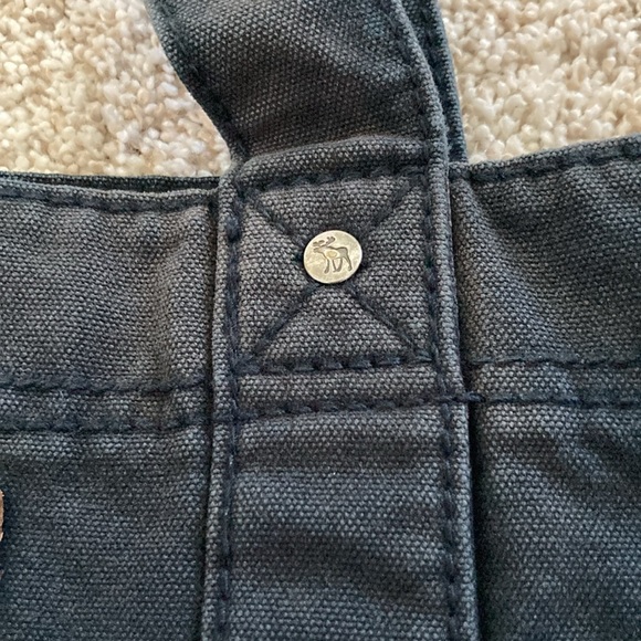 Abercrombie & Fitch Over the Shoulder Purse - Picture 6 of 7